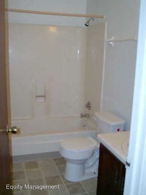 Foto del edificio - 98 Washington Blvd