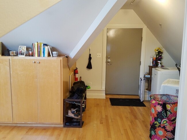 Photo - 1140 W Wrightwood Ave Townhome