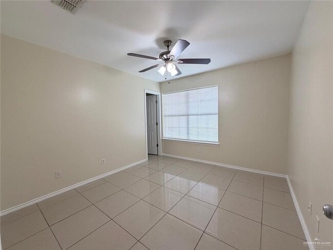 Foto del edificio - 21 Northgate Ave