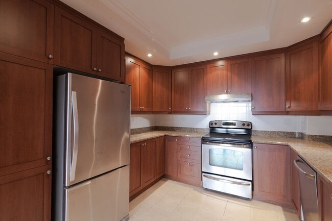 Building Photo - 3468 Rue Drummond
