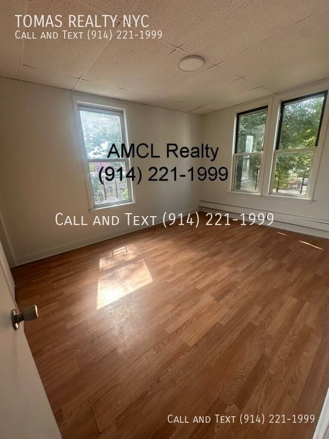 Building Photo - 168 Hillside Ave