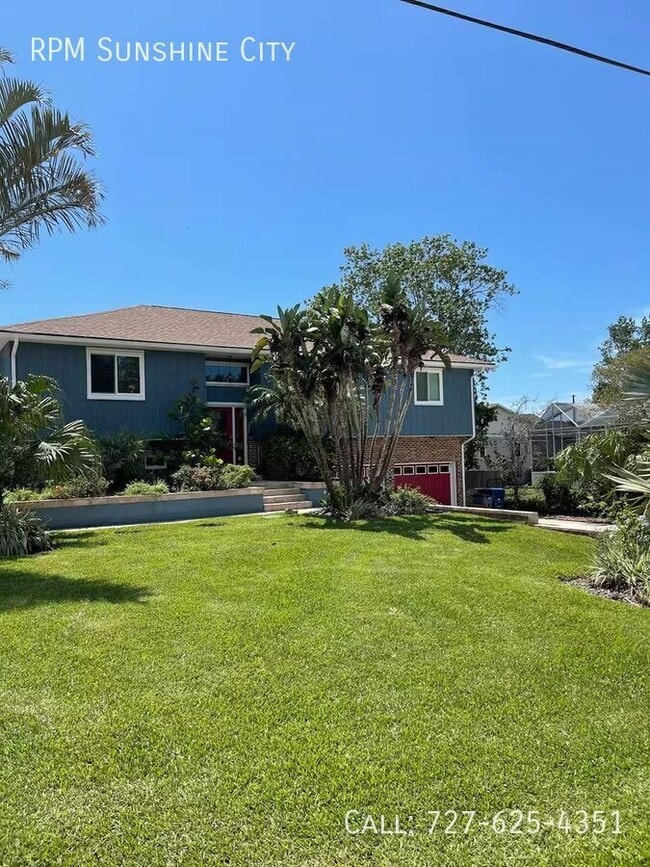 Foto del edificio - 3033 Pineview Dr