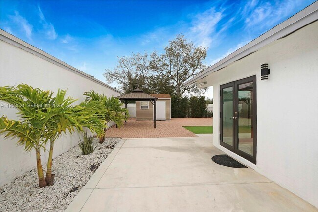 Foto del edificio - 21049 SW 118th Ave