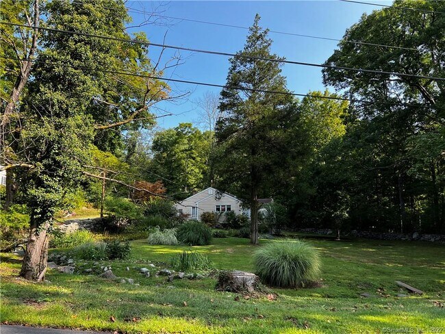 Building Photo - 48 Freshwater Ln