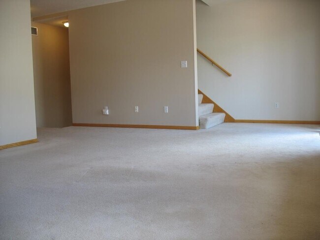 Foto del edificio - 2501 Cobble Hill Ct