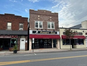 Building Photo - 244 Main St