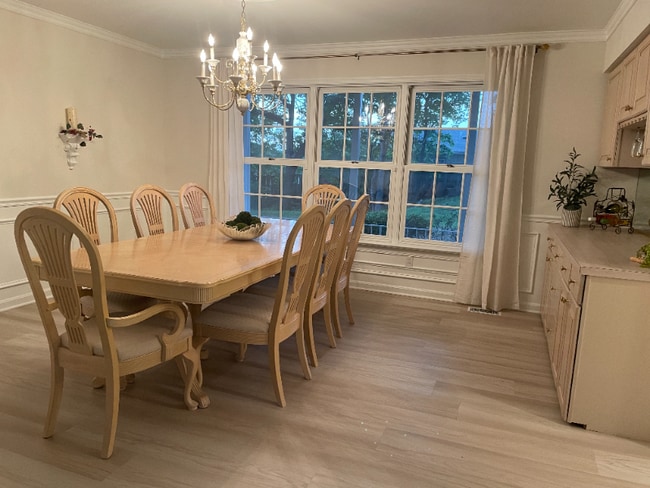 Foto del edificio - 2510 Heatherwood Ct