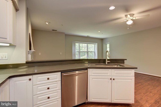 Building Photo - 12107 Tullamore Ct