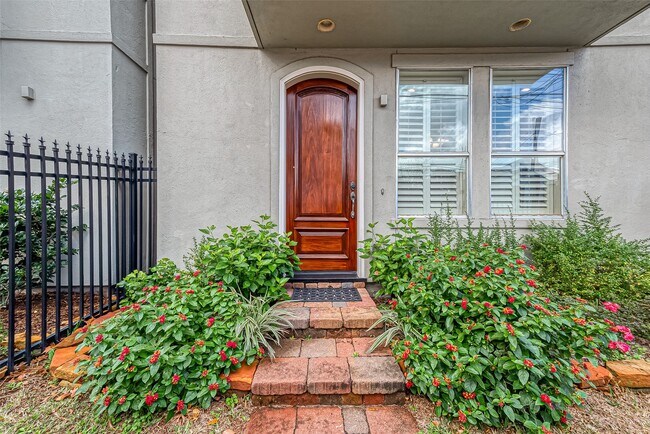 Building Photo - 1804 Haddon St