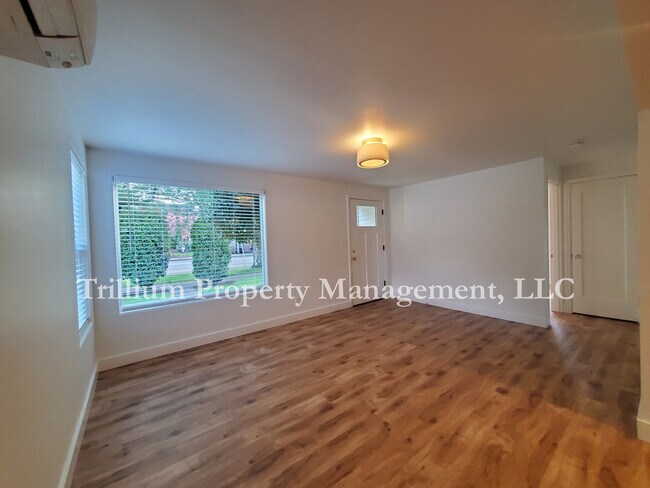 Foto del edificio - 4835 N Willamette Blvd