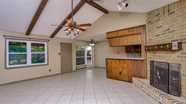 Foto del edificio - 4819 Marywood Dr