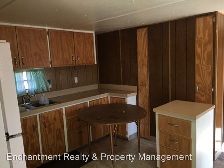 Building Photo - 382 Rosedale Rd