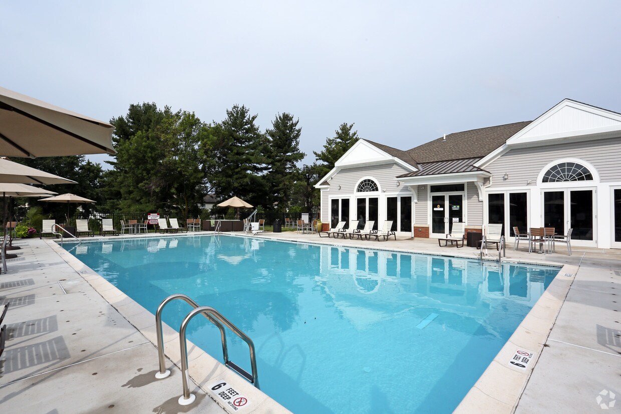 Jacksonville Station Apartments in Warminster, PA