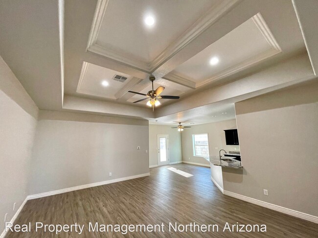 Foto del edificio - 3 br, 2 bath House - 3398 N. Apache St.