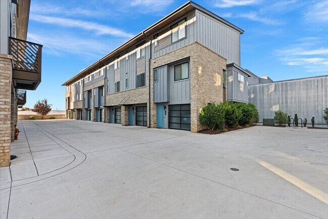 Foto del edificio - 250 Domain Way