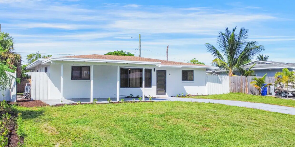 Primary Photo - 141 NW 19th St