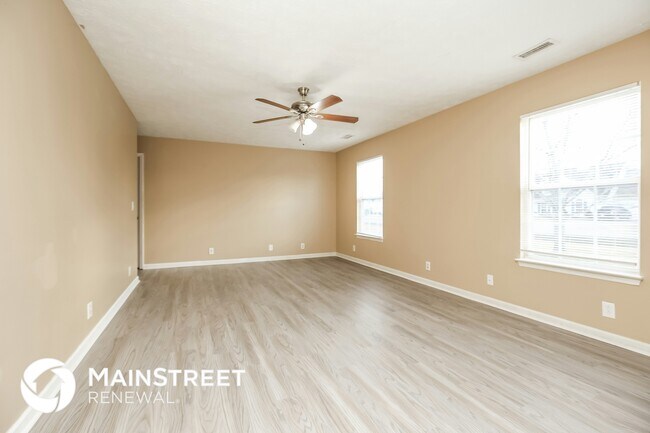Foto del edificio - 664 Crescent Rd