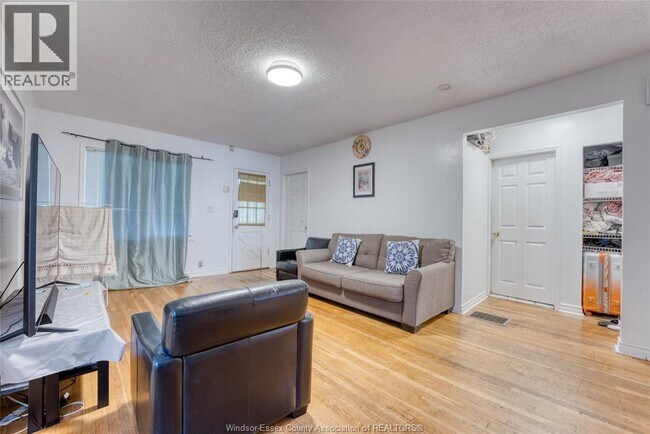 Photo du bâtiment - 777 Randolph Ave