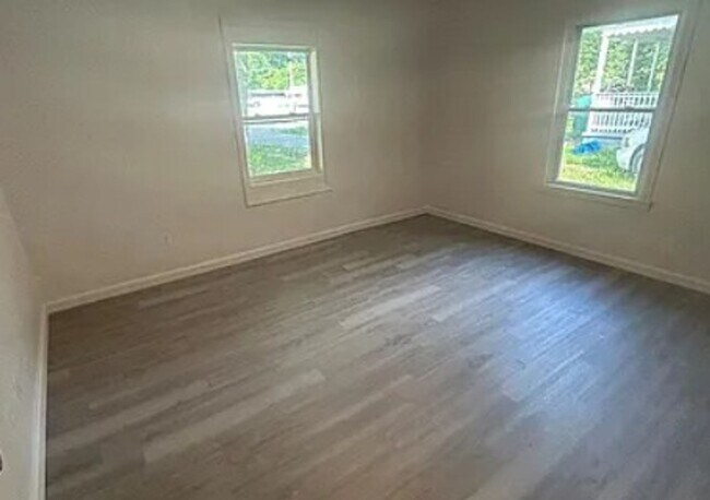 Foto del edificio - 945 Howell Ave
