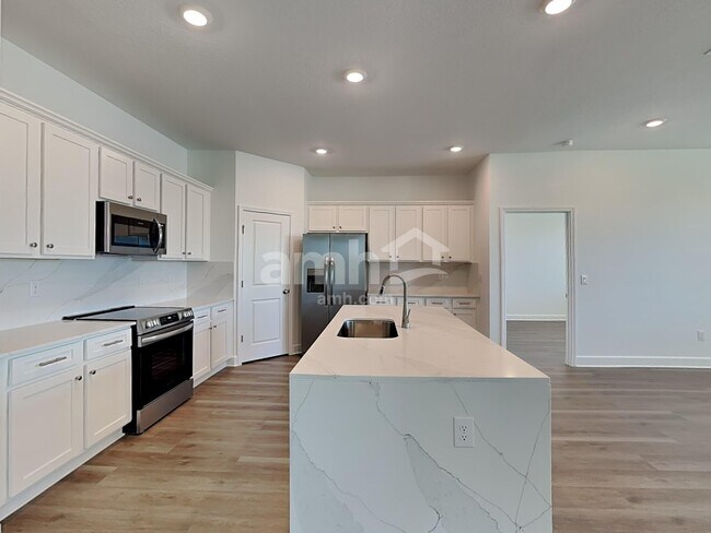 Foto del edificio - 2012 29th St W