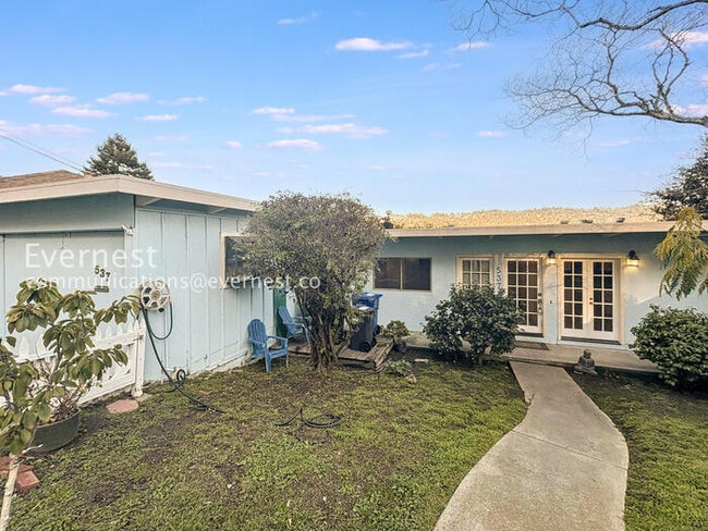 Foto del edificio - 537 Madison St