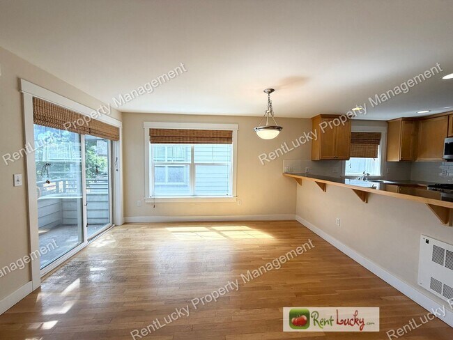 Foto del edificio - 2652 NW 56th St