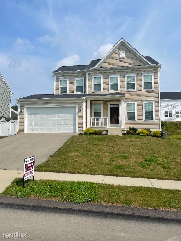 4 br, 2.5 bath House 3005 Clairmont Court House Rental in Aliquippa