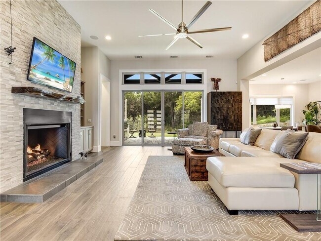 Building Photo - 2604 Arion Cir