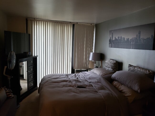 Photo - 2605 S Indiana Ave Apartment