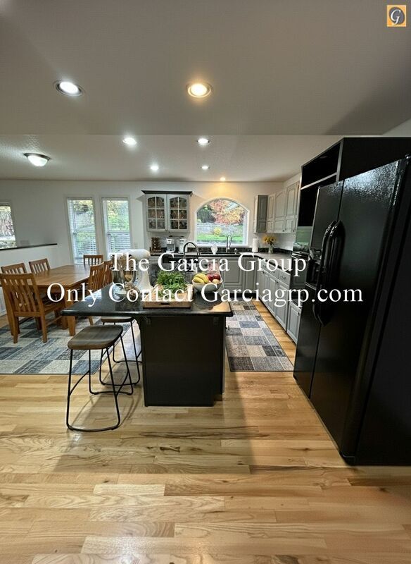 Foto del edificio - 14465 SE Bevington Ct