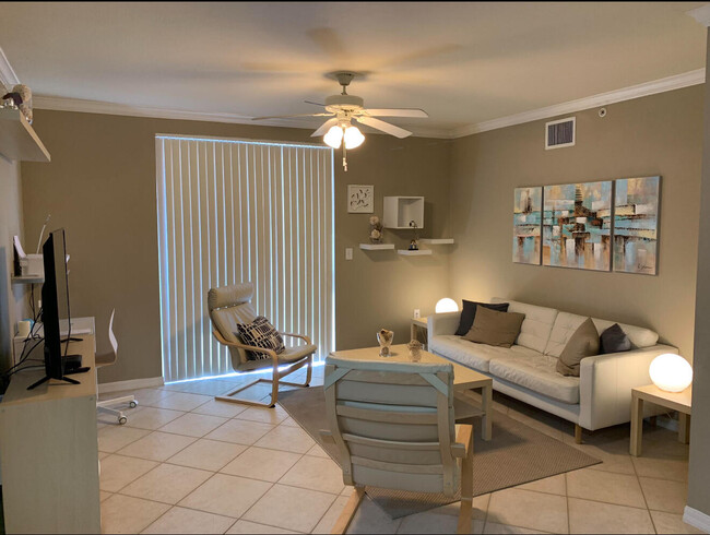Building Photo - 6559 Emerald Dunes Dr