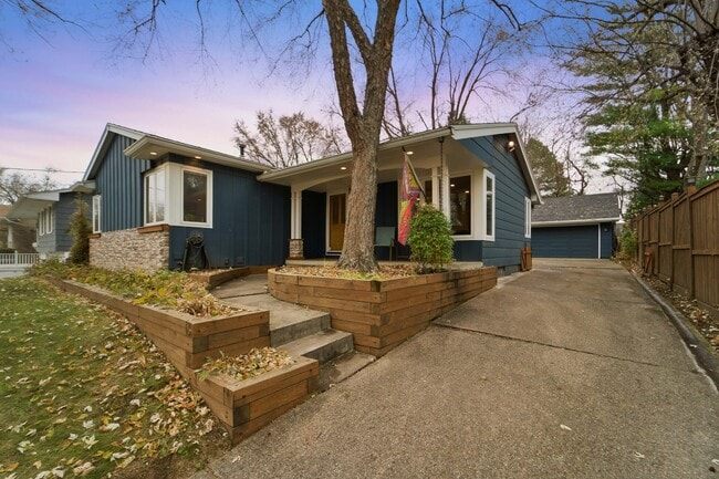 Building Photo - 6601 Lincoln Ave