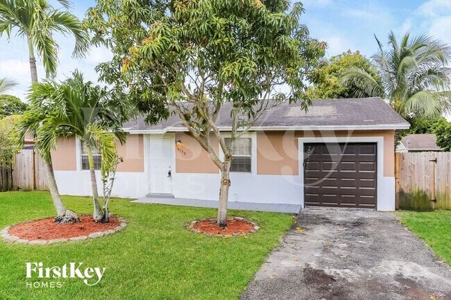 Foto del edificio - 8170 SW 6th Ct