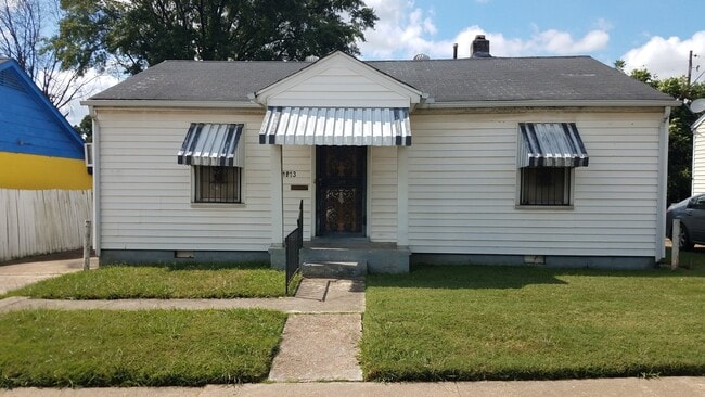 Photo - 1513 Ragan St House