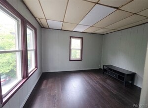 Building Photo - 1037 Walden Ave