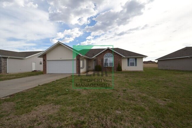 Foto del edificio - Home For Rent In Monett