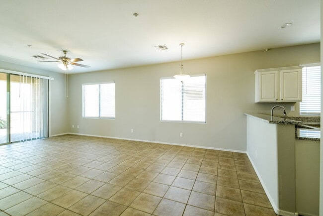 Building Photo - 40114 N Thunder Hills Ct