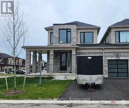 Building Photo - 744 Khalsa Dr