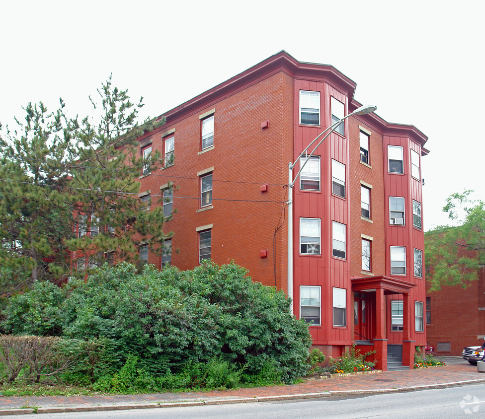 Building Photo - 113 Franklin Arterial