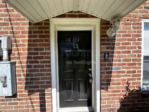 Building Photo - 3517 Briel St
