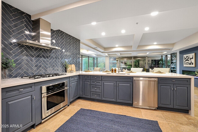 Foto del edificio - 7151 E Rancho Vista Dr