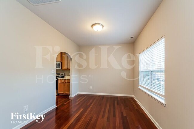 Foto del edificio - 408 Hanson Rd