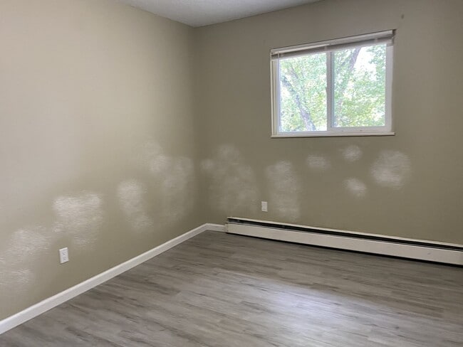 Photo - Swope Duplex - Upper Apartment
