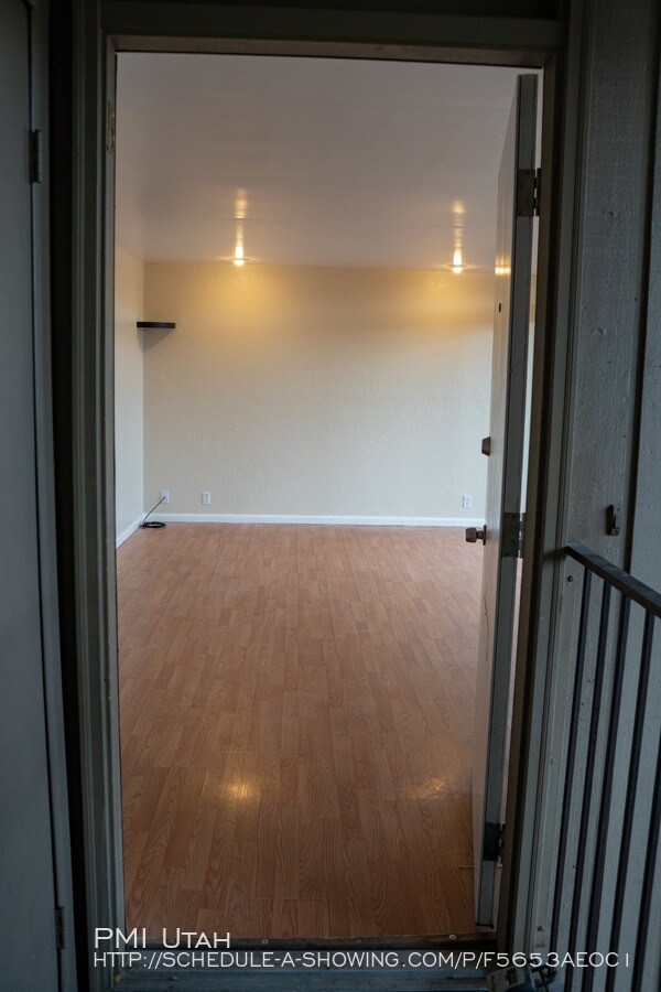 Building Photo - 4419 Rosehaven Ct