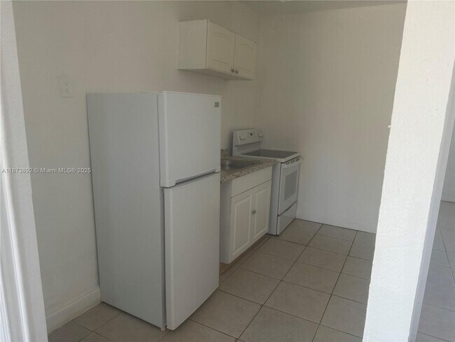 Foto del edificio - 612 NW 2nd Ave
