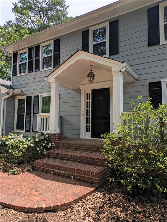 Foto del edificio - 220 Indian Hills Ct