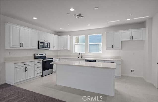 Foto principal - 252 N Standard Ave