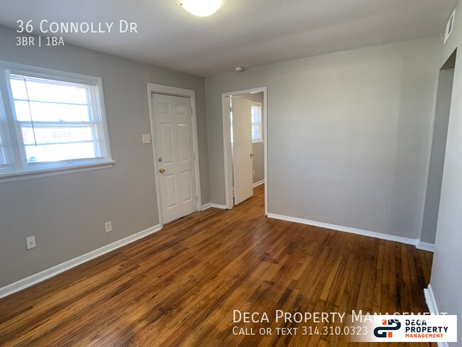 Building Photo - 3 Bedroom House