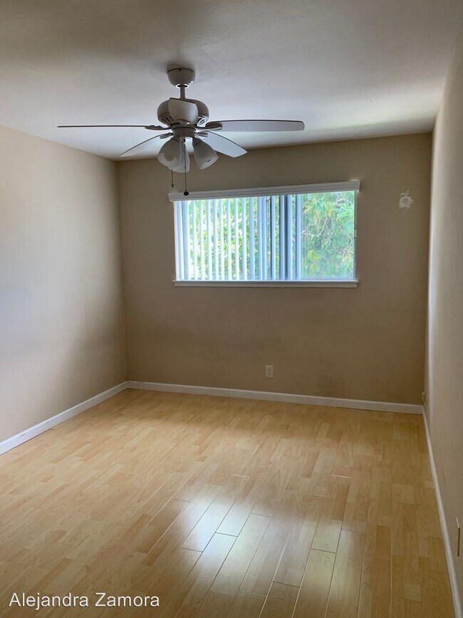 Foto del edificio - 642 Kirkland Dr
