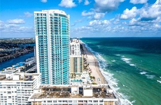 Building Photo - 3001 S Ocean Dr